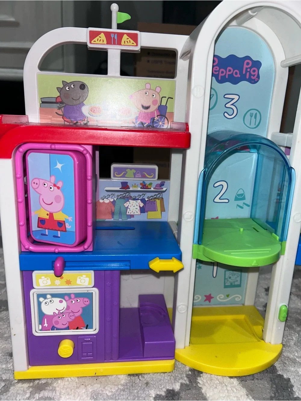 Peppa Pig Playset & Carousel